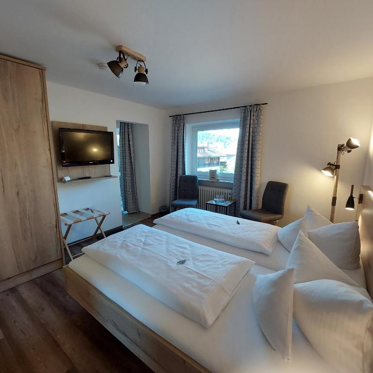 Der Malerwinkl - Alpenhotel - Doppelzimmer mit Balkon - 10