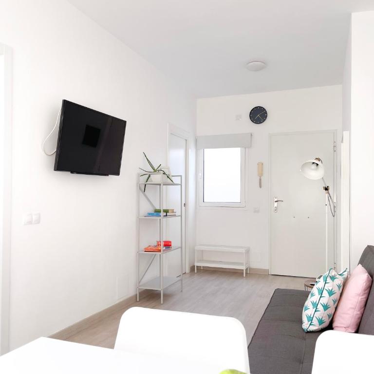 Bright Modern 1 bedroom Apartment 10mins from Las Canteras Beach - Apartamento de 1 dormitorio - 28
