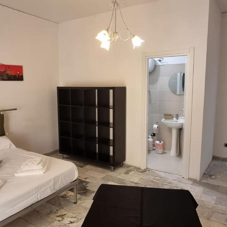 Affittacamere Nilo - Double Room with Private Bathroom - 10