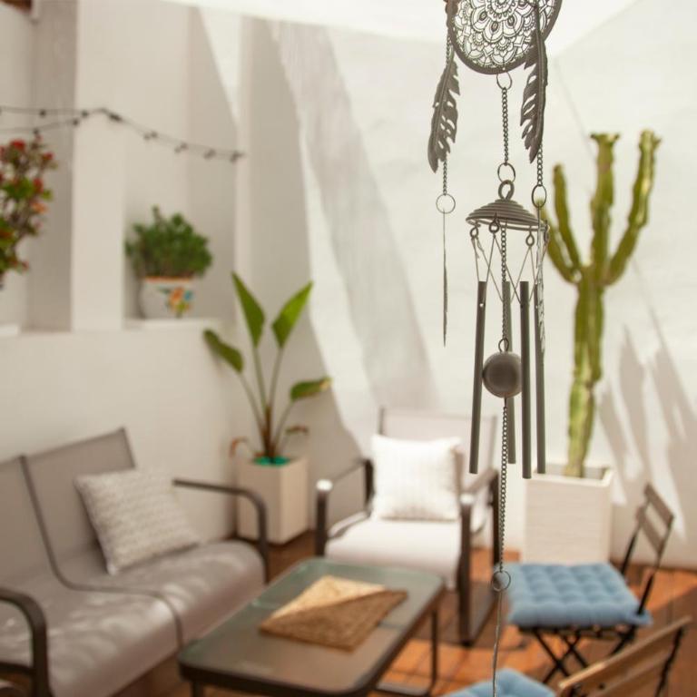 EL Paso - Three-Bedroom Apartment - 26