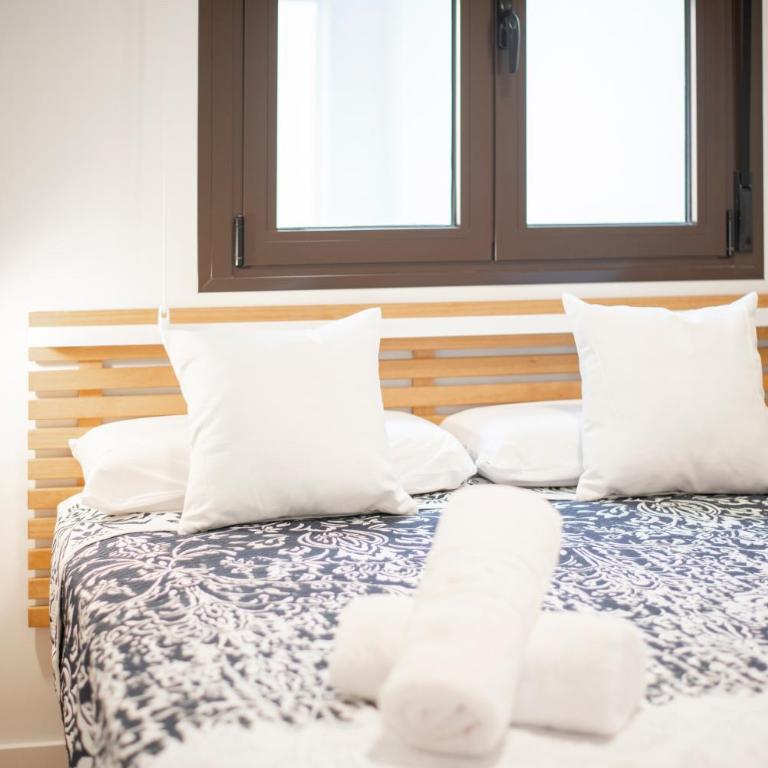 Plaza Nueva HOMES - Superior Apartment with Balcony - 24