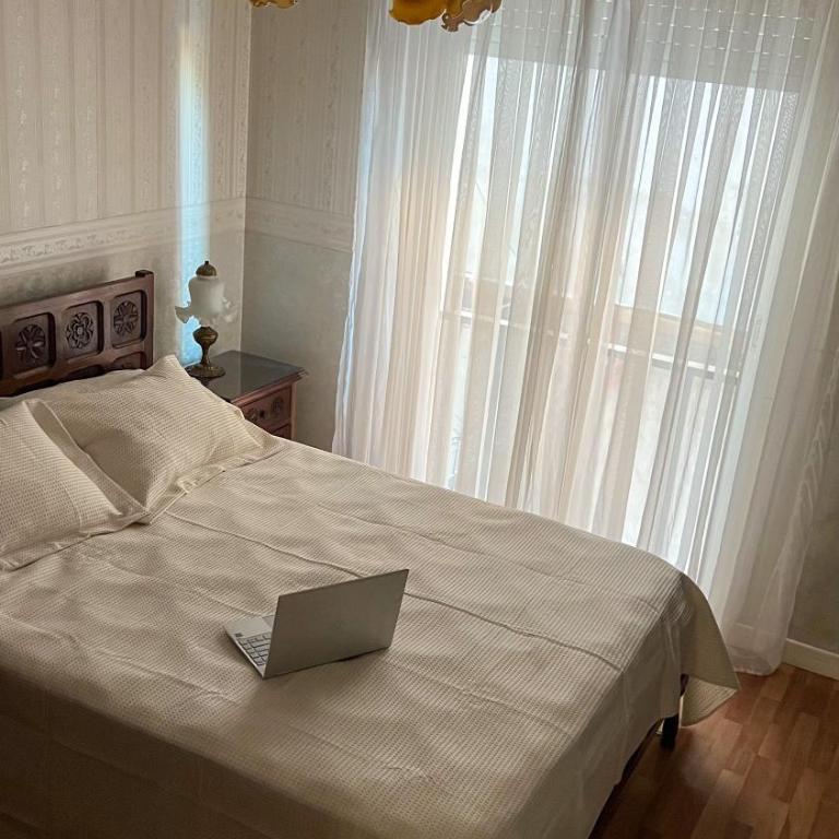 25puntocinco alquiler x día con cochera Tandil - Apartamento de 3 dormitorios - 16