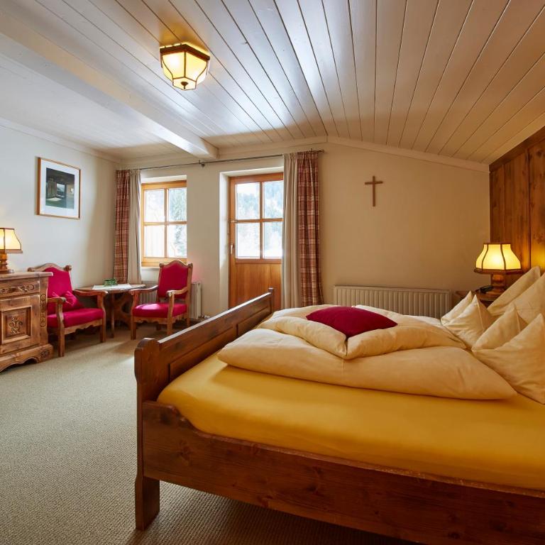 Familienhotel Lengauer Hof - Doppelzimmer mit Balkon - 8
