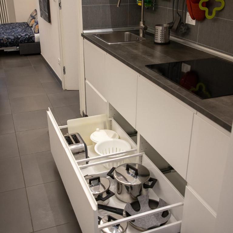 Happy Home Bo Centro FREE PRIVATE PARKING - Apartment - 13