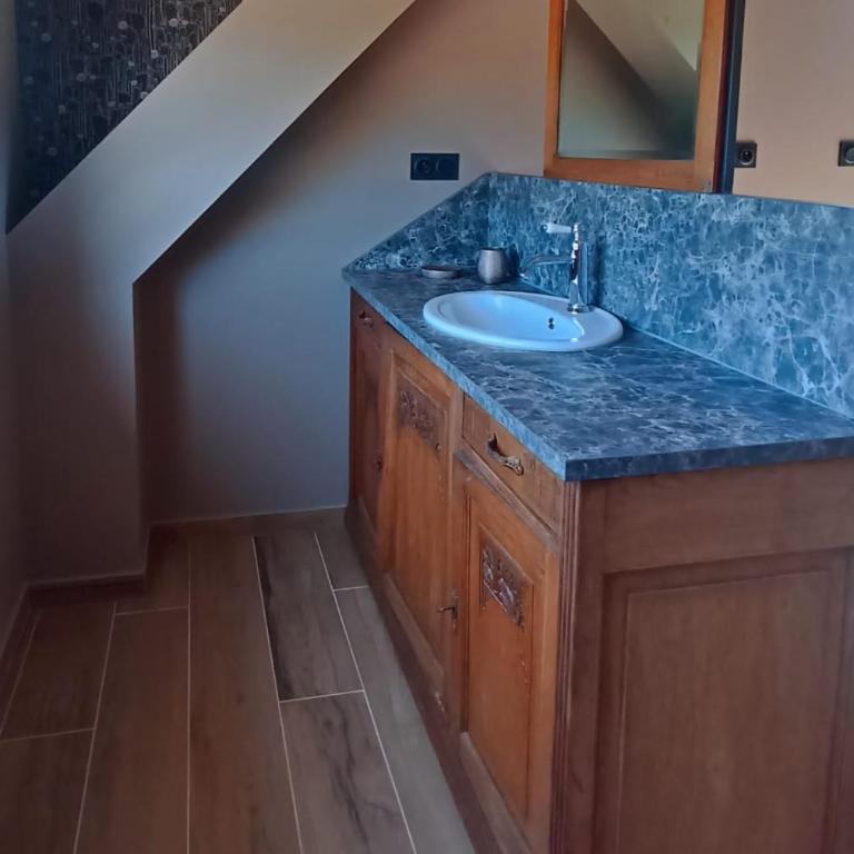 Sous Les Pins gîtes et chambres d'hôtes - Maison 4 Chambres - 6