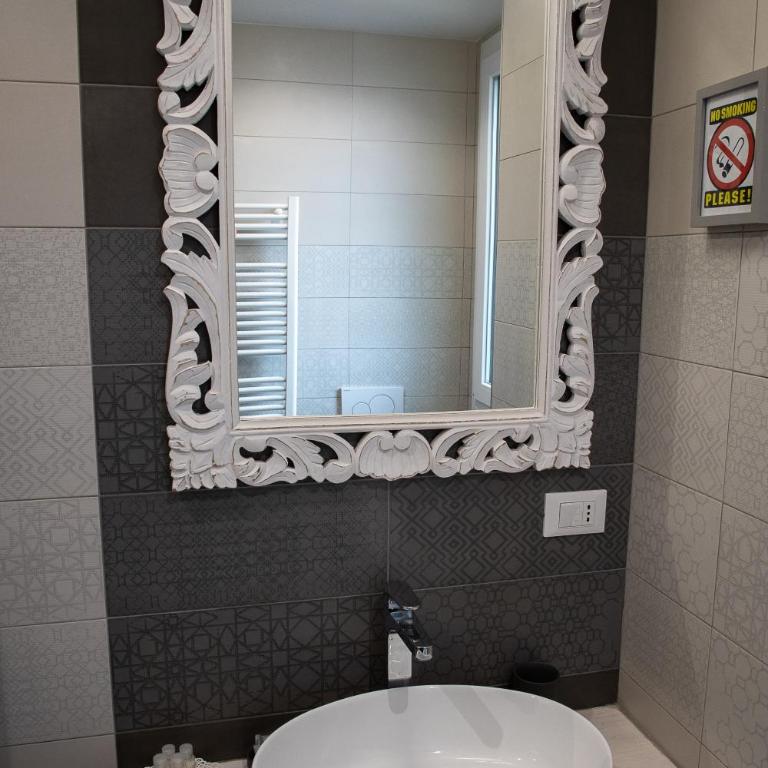 Happy Home Bo Centro FREE PRIVATE PARKING - Apartment - 39