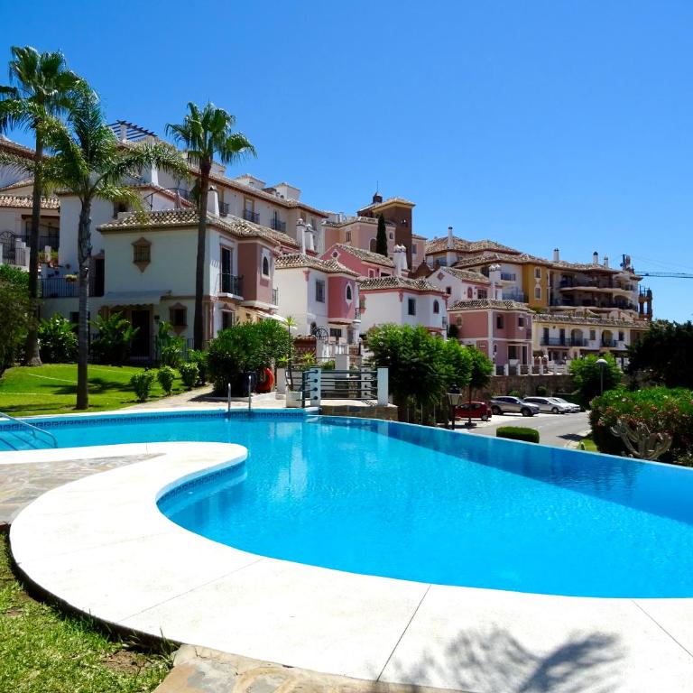 Semidetached Duplex home at Puebla Aida, Mijas Golf with pool, golf and sea views - Casa de 2 dormitorios - 44