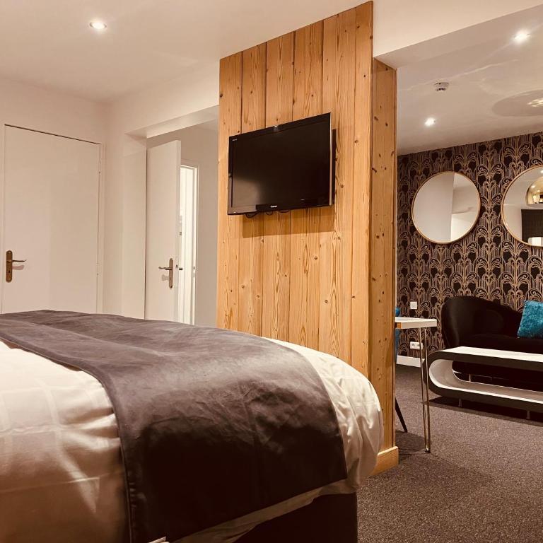 The Originals Boutique Hotel Le Panorama Mont Dore - Suite Supérieure Lit King-Size - 5