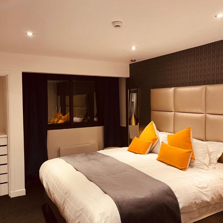The Originals Boutique Hotel Le Panorama Mont Dore - Suite Supérieure Lit King-Size - 3