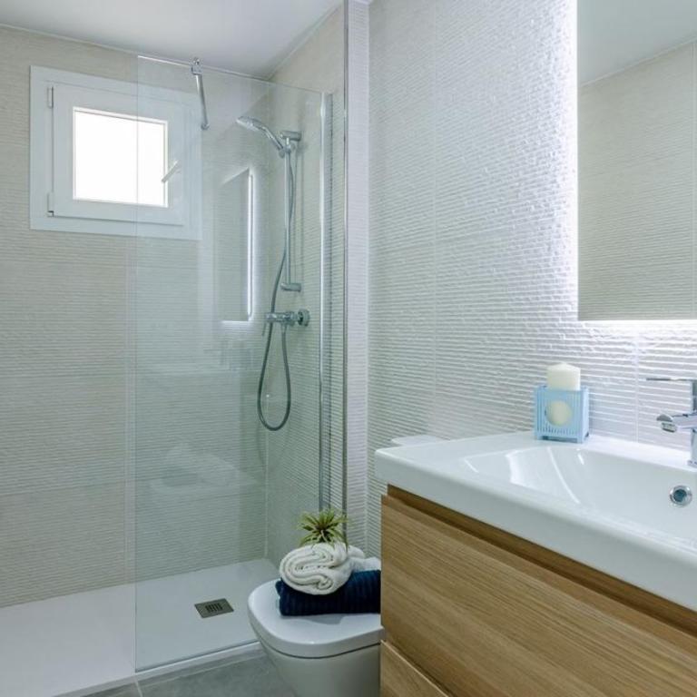 Malagueta Beach & Muelle1 & Centre con Parking Privado - Three-Bedroom Apartment - 12