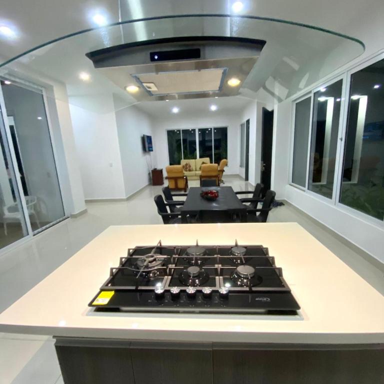 Casa blanca, casa campestre Restrepo - Villa with Private Pool - 6