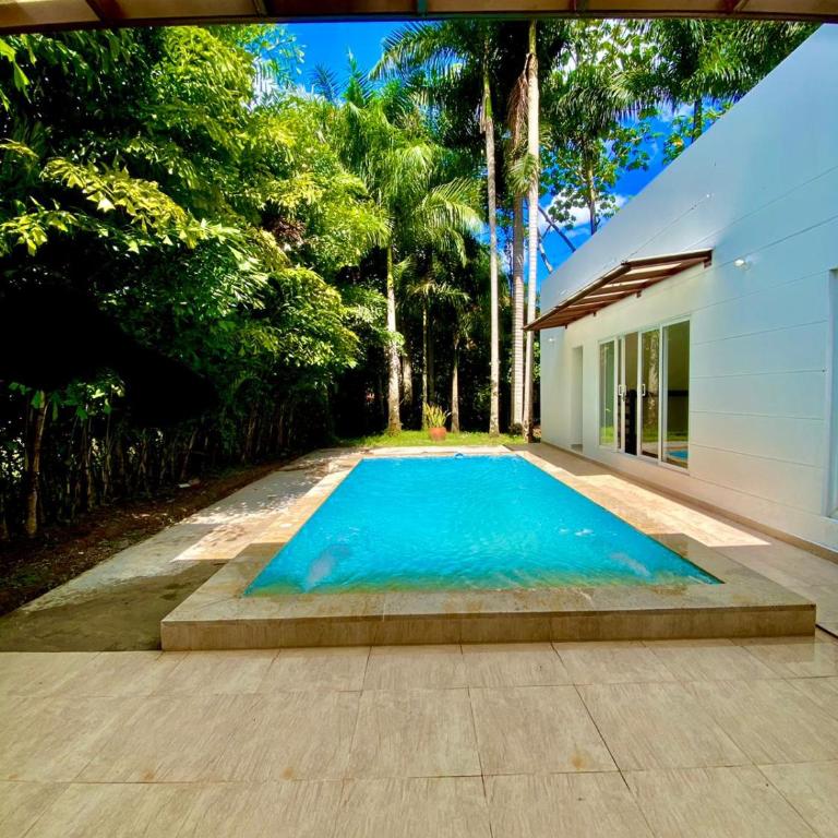 Casa blanca, casa campestre Restrepo - Villa with Private Pool - 15