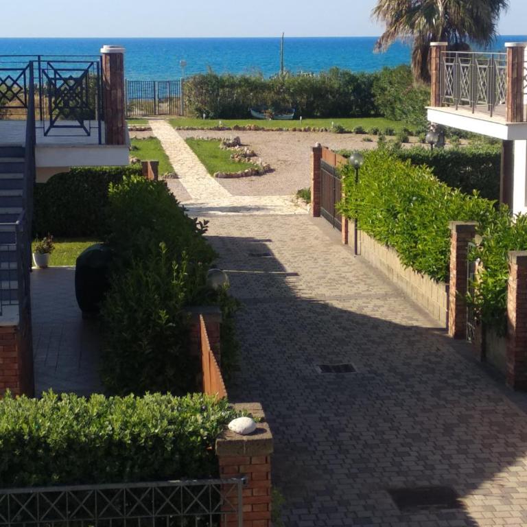 Mansarda Camelie via dei Normanni, 45 - Vacation Home - 5
