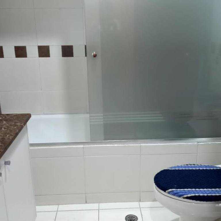 Rep Salvador, Quito 2-bedroom condo with parking and Netflix - Apartamento de 2 dormitorios - 65