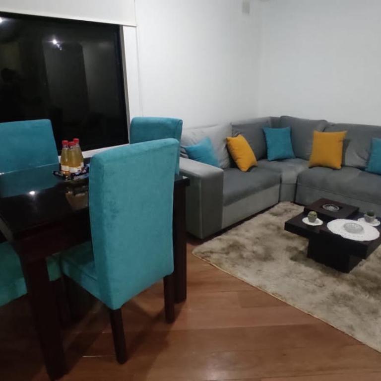 Rep Salvador, Quito 2-bedroom condo with parking and Netflix - Apartamento de 2 dormitorios - 63