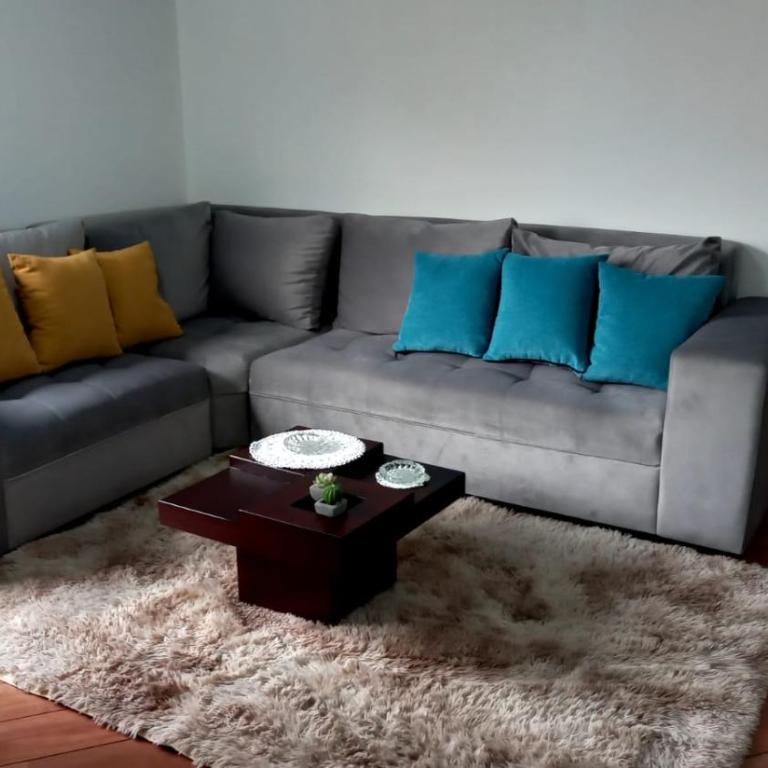 Rep Salvador, Quito 2-bedroom condo with parking and Netflix - Apartamento de 2 dormitorios - 53