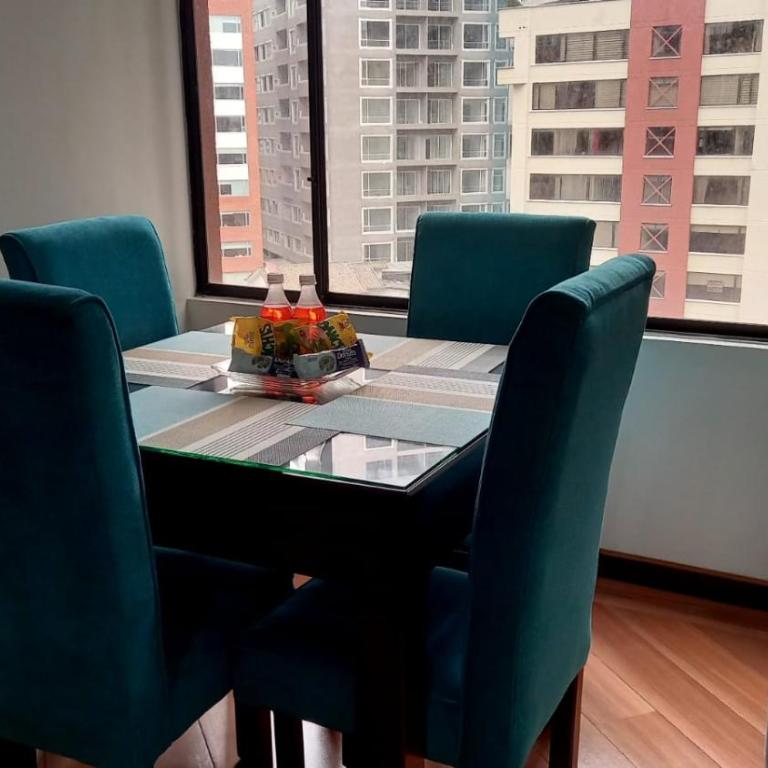 Rep Salvador, Quito 2-bedroom condo with parking and Netflix - Apartamento de 2 dormitorios - 58