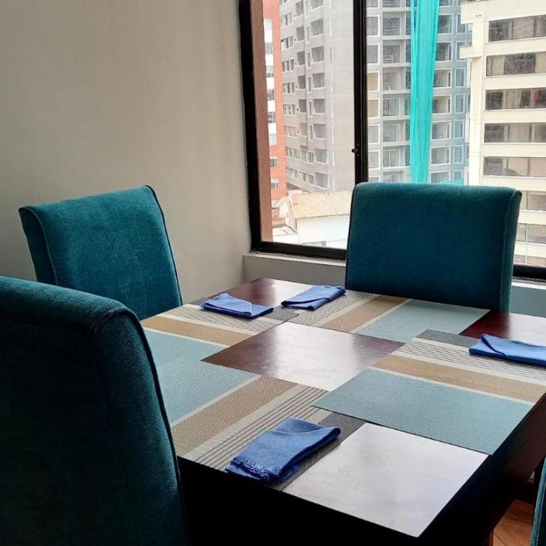 Rep Salvador, Quito 2-bedroom condo with parking and Netflix - Apartamento de 2 dormitorios - 47