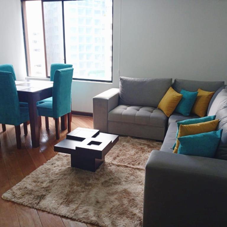 Rep Salvador, Quito 2-bedroom condo with parking and Netflix - Apartamento de 2 dormitorios - 16