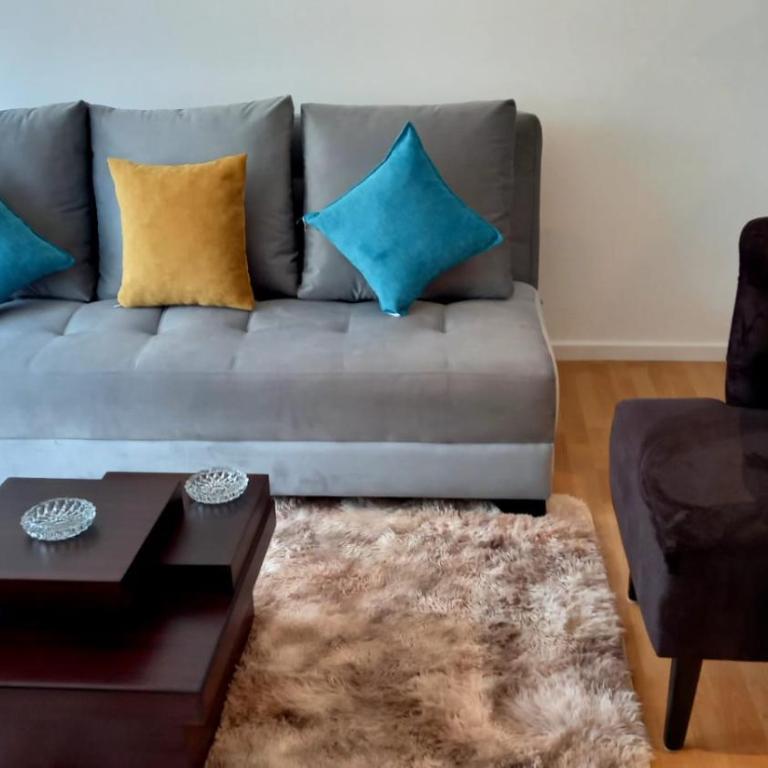 Rep del Salvador, Quito 1-bedroom condo with parking and Netflix - One-Bedroom Apartment - 52