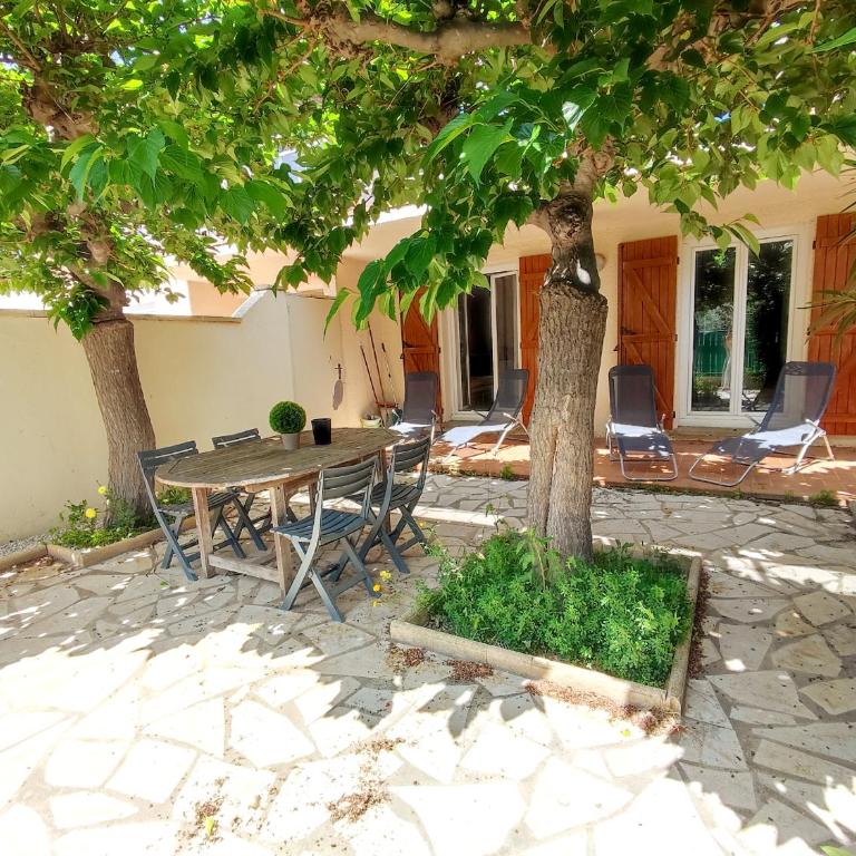 Appartement calme avec jardin privatif - 3 - - Appartement 1 Chambre - 12