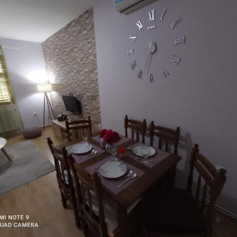 Smještaj Elena - Kuća sa 2 Spavaće Sobe - 19