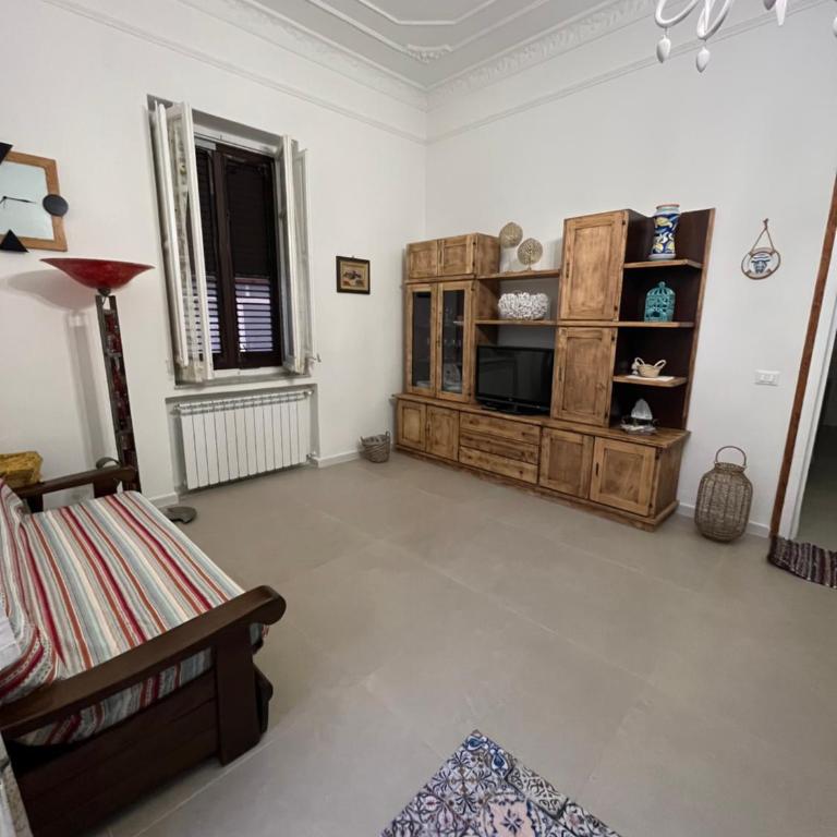 Josh's House Mondello - Villa - 7