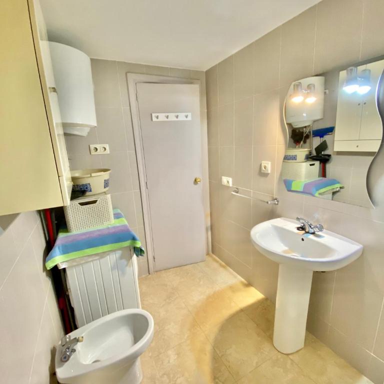 Apartamento Dalí frente al mar - Apartamento de 2 dormitorios - 12