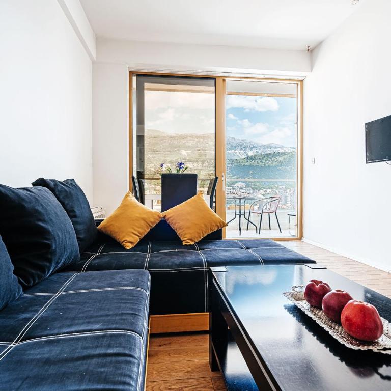 Victoria Top View - One-Bedroom Apartment - Sea Side - 11