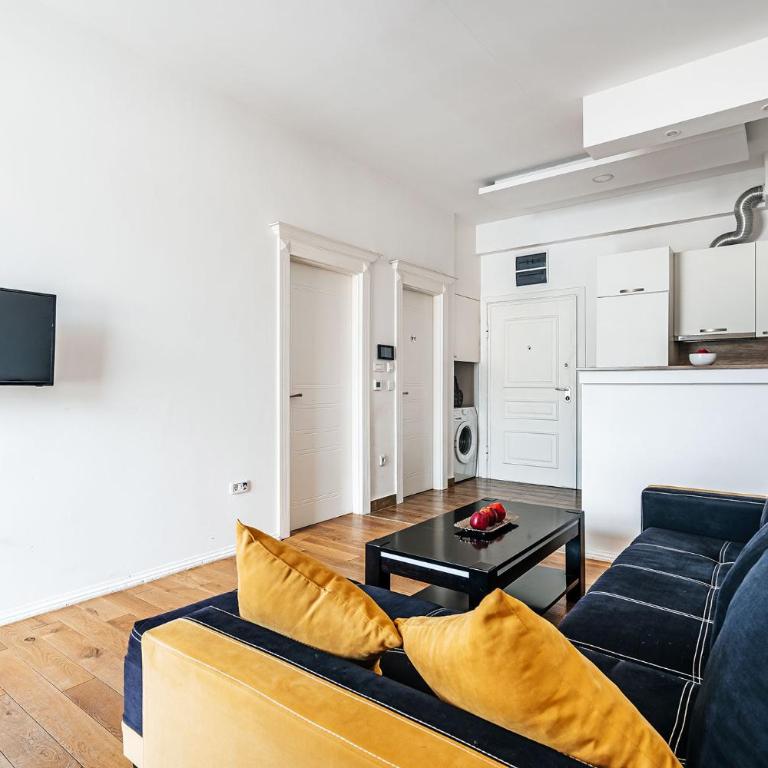 Victoria Top View - One-Bedroom Apartment - Sea Side - 13