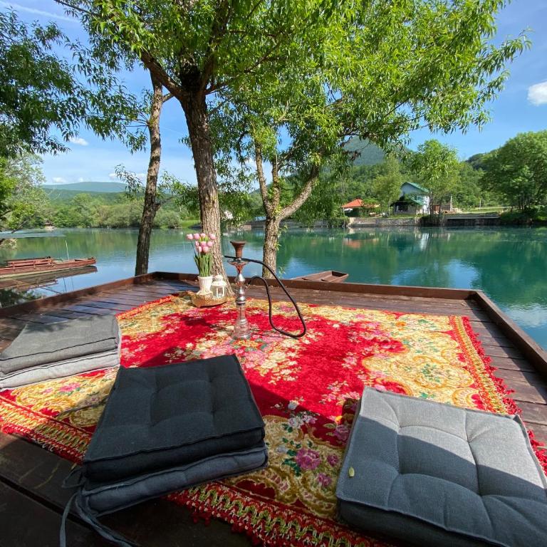River Luxury House - Three-Bedroom Villa - 40