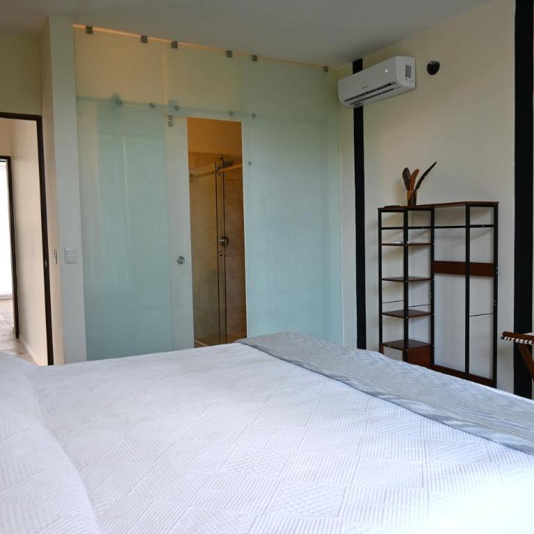 GLASS JUNGLE VILLA with amazing green views -10 min DT - Casa de 3 dormitorios - 36