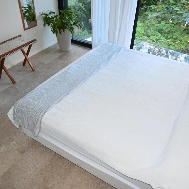 GLASS JUNGLE VILLA with amazing green views -10 min DT - Casa de 3 dormitorios - 85