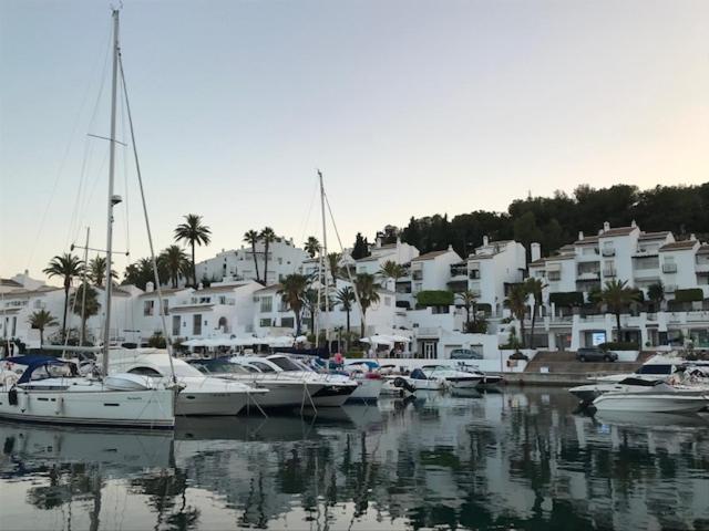 Cala Marina - Two-Bedroom Apartment - 24