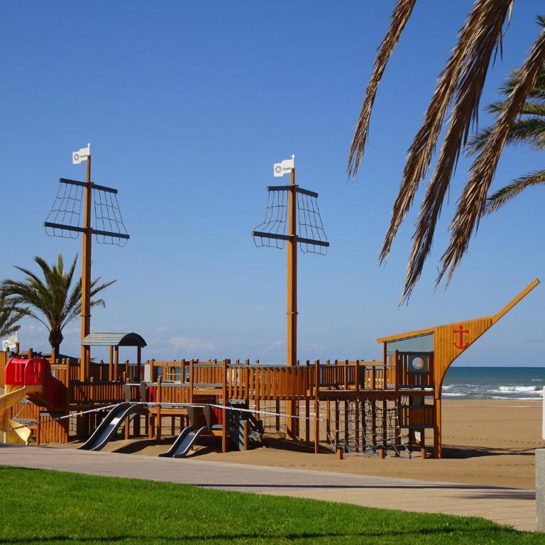 UNIVERSIDAD DEL MAR - Alquiler solo familias - Apartamento de 2 dormitorios - 37
