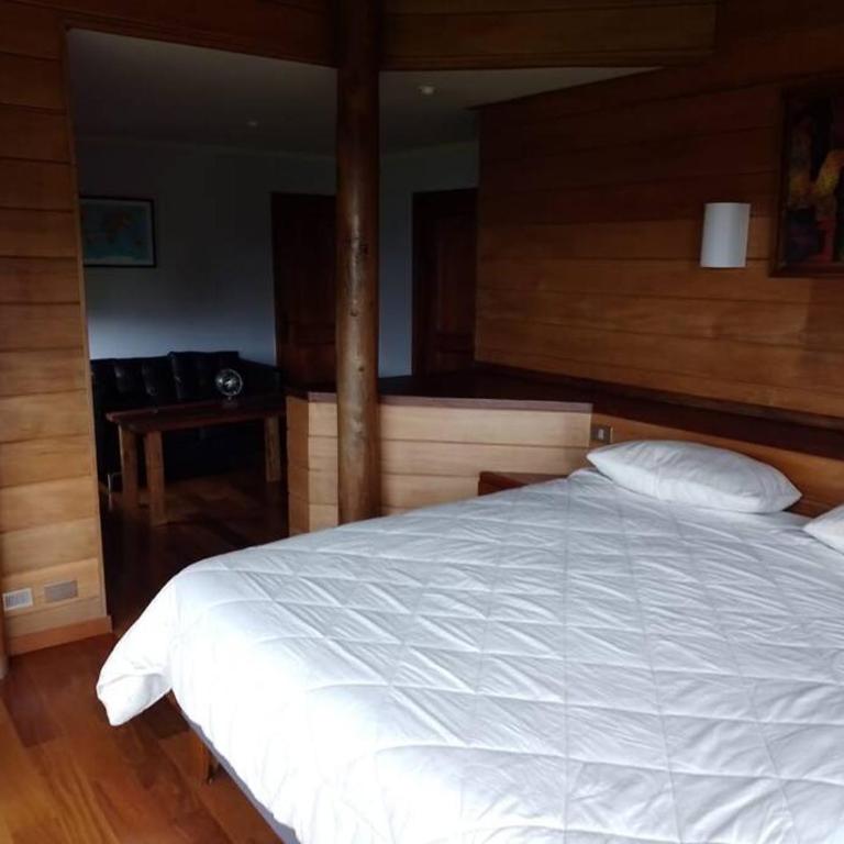 CASA ESPECTACULAR CONDOMINIO PLAYA VENADO, camino ensenada - Casa de 5 dormitorios - 24