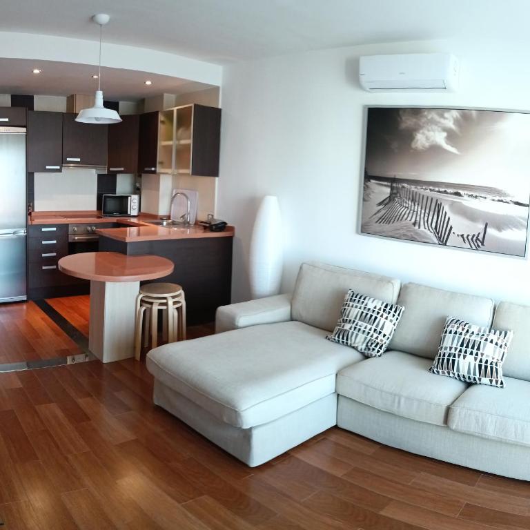 Corralejo Downtown - One-Bedroom Apartment - 2