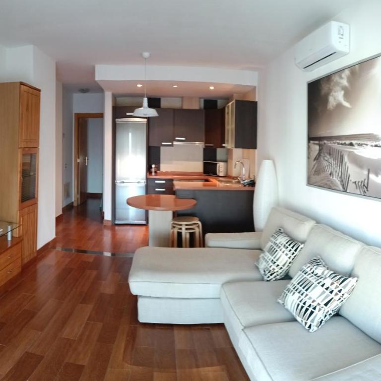 Corralejo Downtown - One-Bedroom Apartment - 11