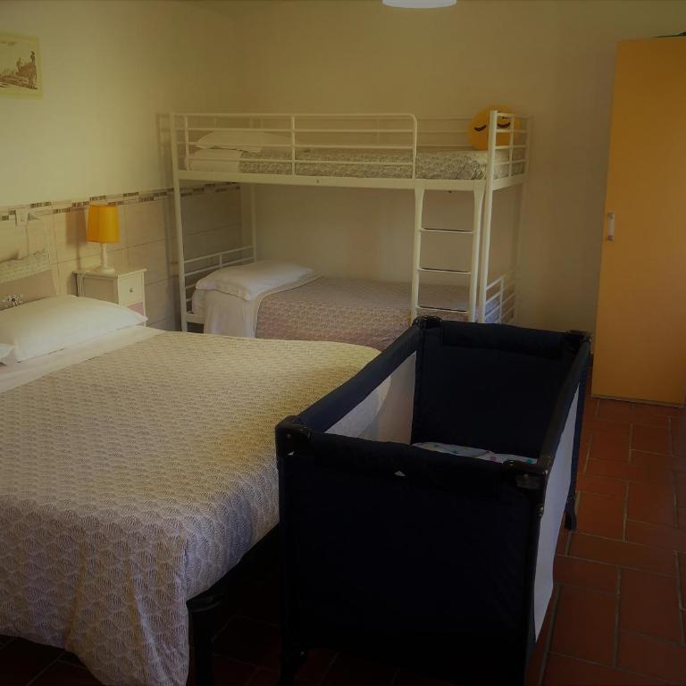 Geoglobe Chambre d'Hòtes - Camera Quadrupla con Bagno Privato - 12