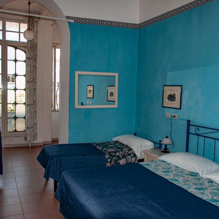 Hotel Villa Morgana - Triple Room with Bathroom - 1