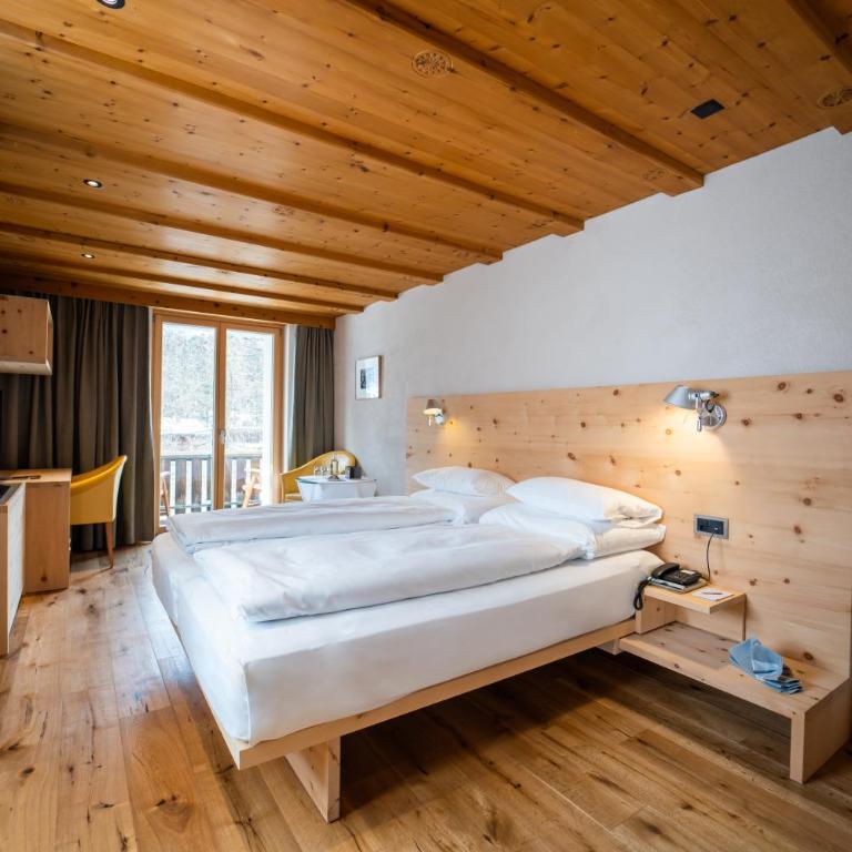 Hotel Albris - Comfort Doppelzimmer mit Balkon - 5