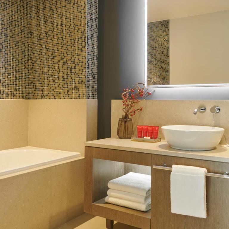 InterContinental Lyon - Hotel Dieu by IHG - Chambre Classique - 1