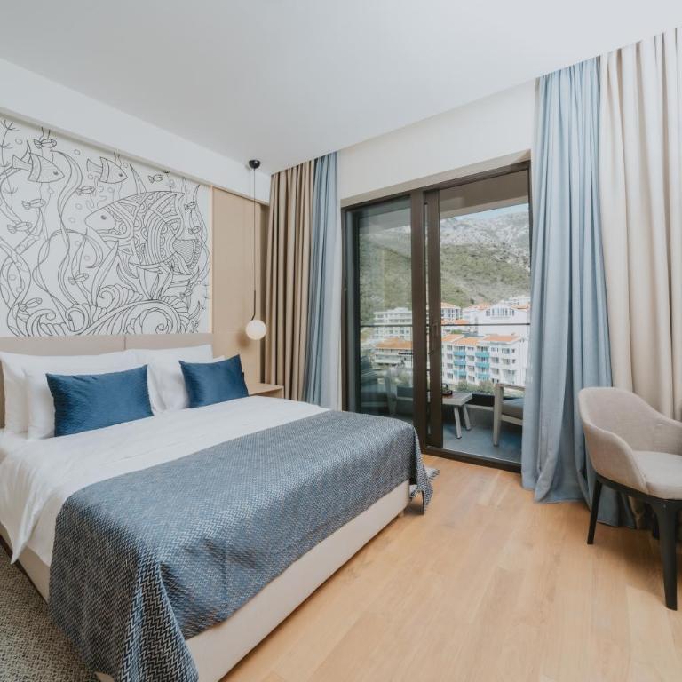 Katamare Hotel - Dvokrevetna Soba sa Bračnim Krevetom i Pogledom na Planinu - 1