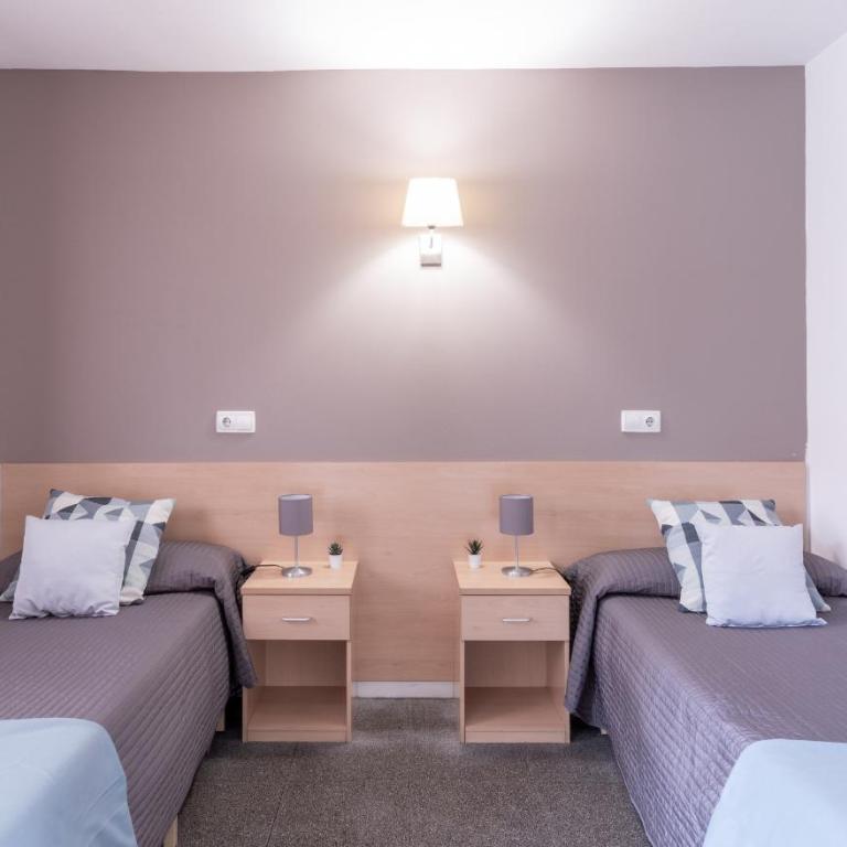 Residencia Universitaria Resa Campus del Mar - Comfort Twin Studio - 1