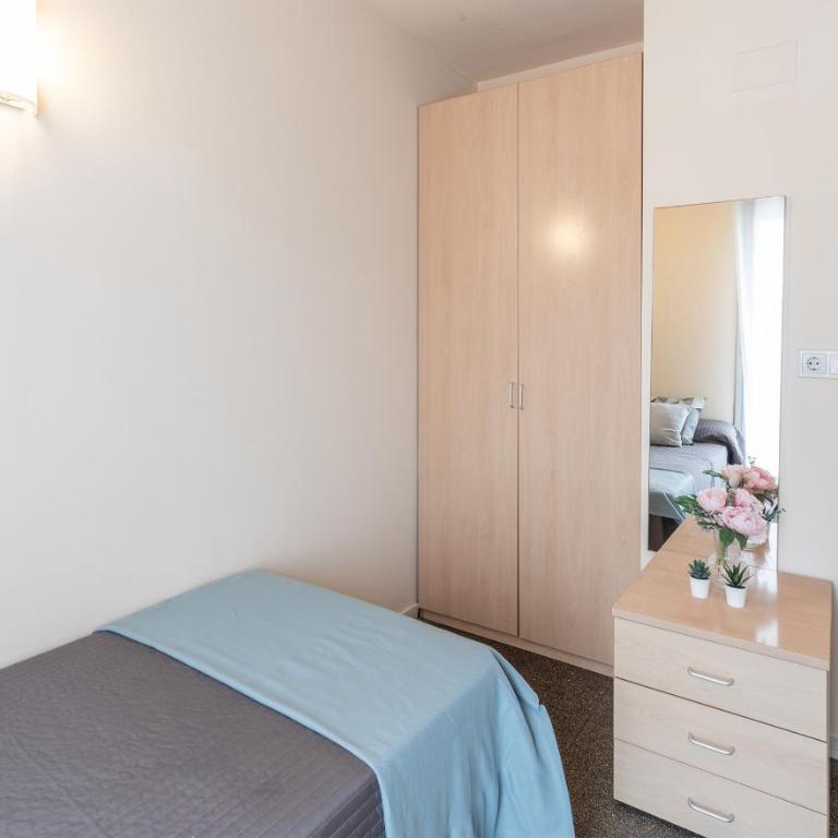 Residencia Universitaria Resa Campus del Mar - Basic Twin Room - 5