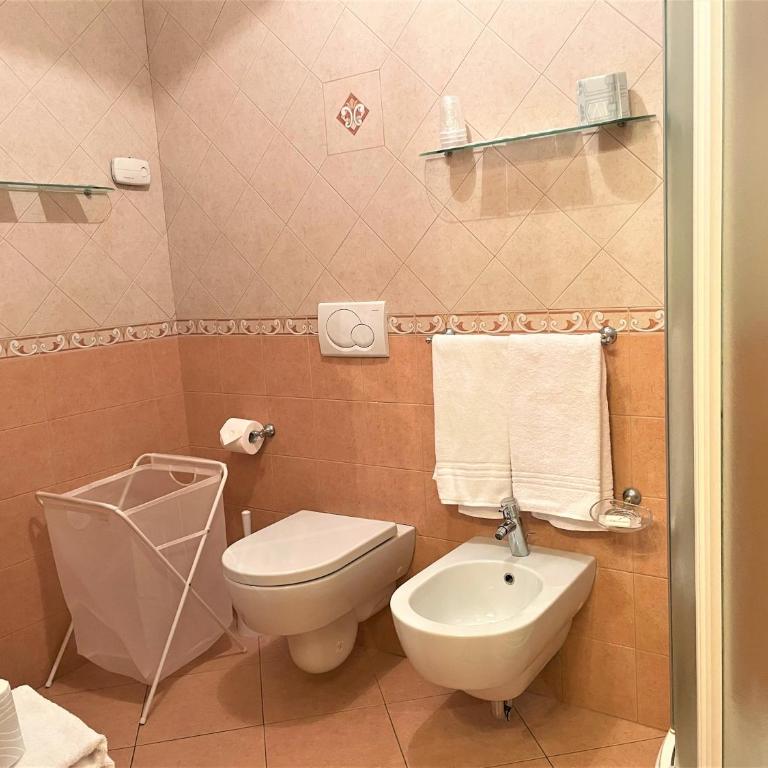 Residence La Contessina - Three-Bedroom Apartment - 15