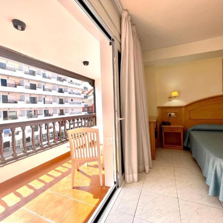 Apartamentos Park Plaza - Estudio con balcón - 6