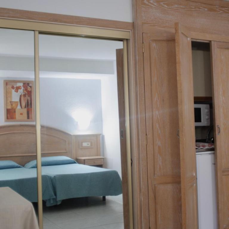 Apartamentos Park Plaza - Estudio (2 adultos) - 13