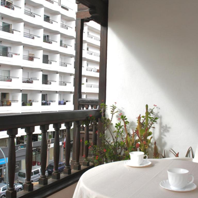 Apartamentos Park Plaza - Estudio con balcón - 8