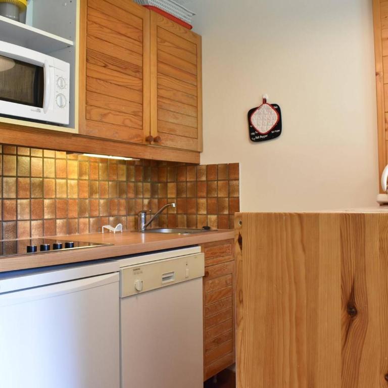 Méribel Studio 4 pers - Piscine, Ski aux pieds, Centre, Balcon Sud - FR-1-180-18 - Appartement (4 Adultes) - 3